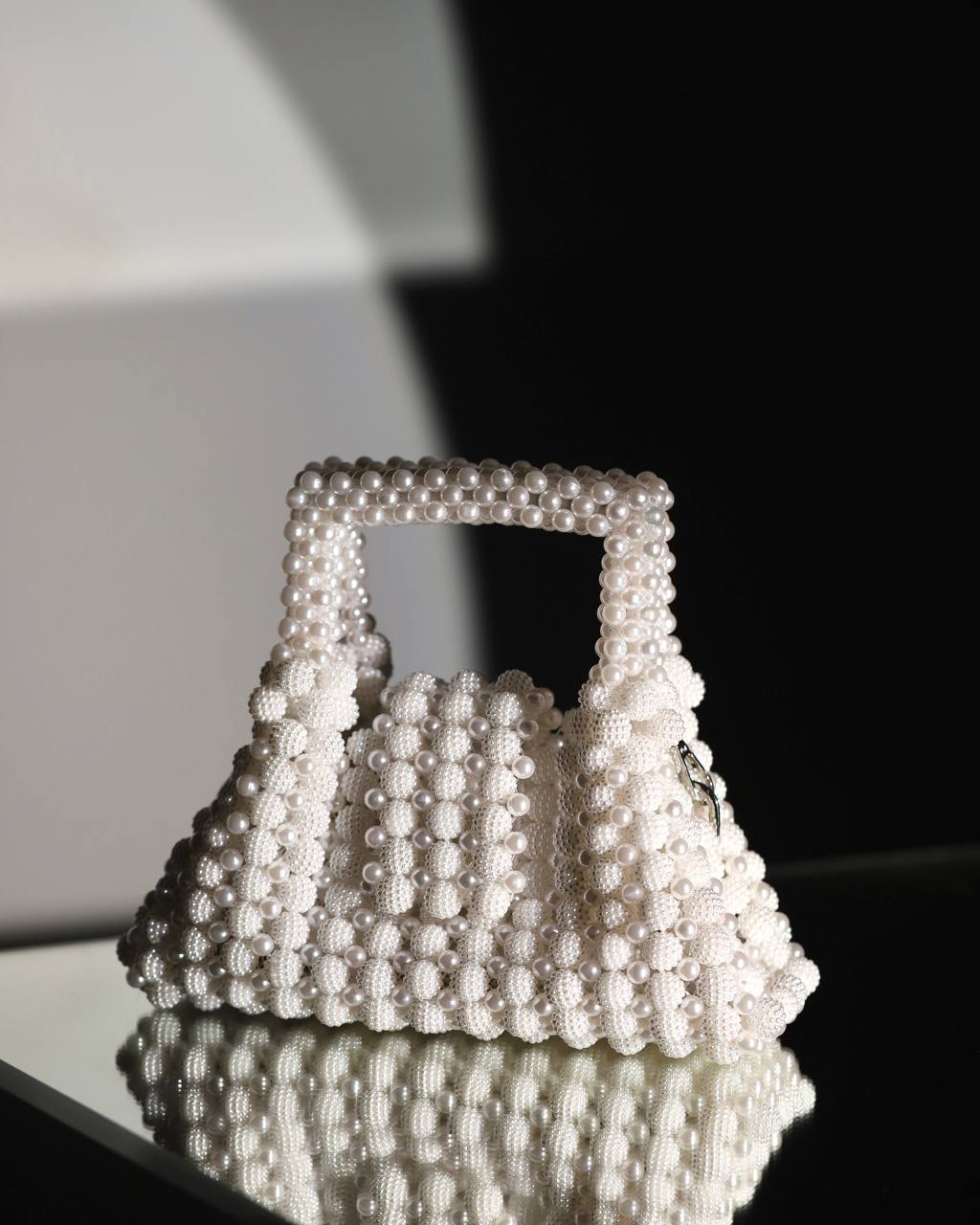 White Pearly Handbag for Her/ Handmade Beaded Purse for Wedding Party